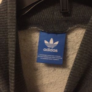 adidas Sweaters - Adidas pullover adidas Sweaters - Adidas pullover